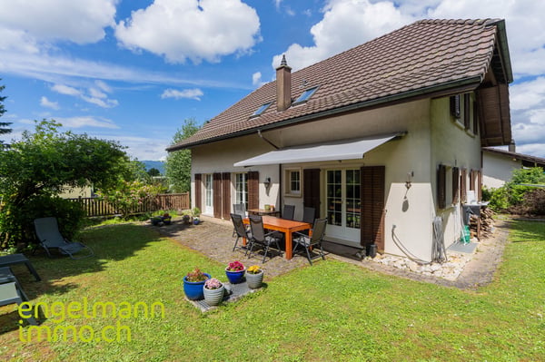 Einfamilienhaus mit Einliegerwohnung 26