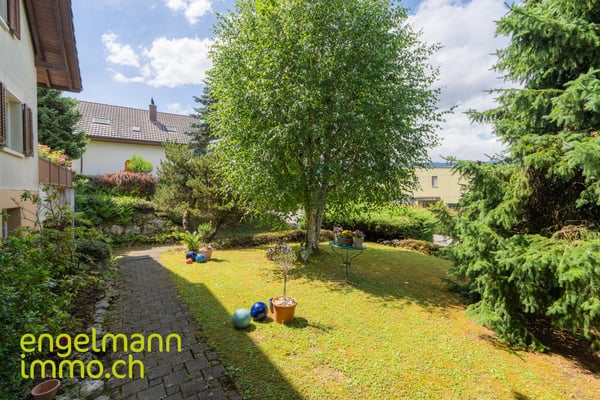 Einfamilienhaus mit Einliegerwohnung 21