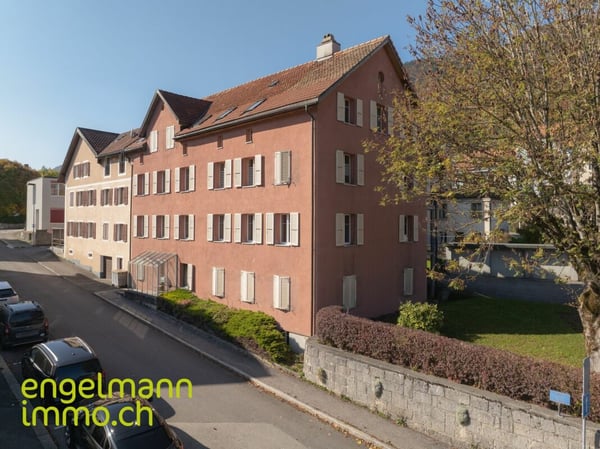 Spacieux appartement en duplex de 8.5 pièces / Grosse 8.5-Zimmer Duplexwohnung 3