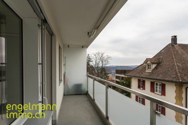 3 Zimmerwohnung mit Balkon / Appartement de 3 pièces avec balcon 10