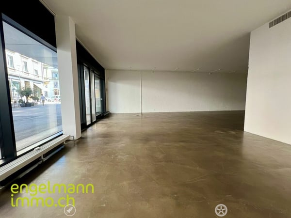 Ladenfläche im Stadtzentrum / Espace commercial au centre-ville 2