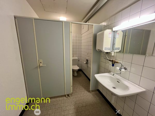 Ladenfläche im Stadtzentrum / Espace commercial au centre-ville 6