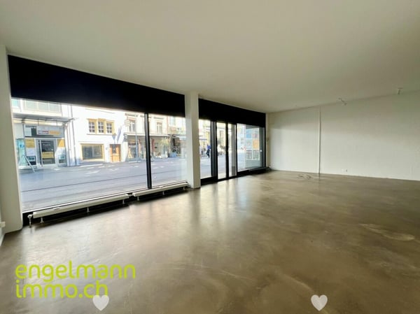 Ladenfläche im Stadtzentrum / Espace commercial au centre-ville 1