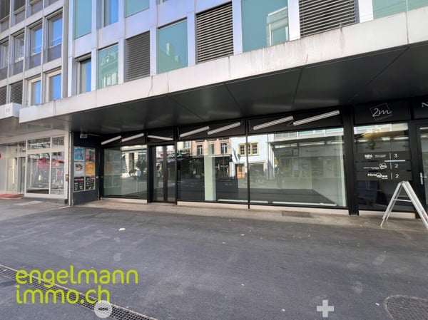 Ladenfläche im Stadtzentrum / Espace commercial au centre-ville 7