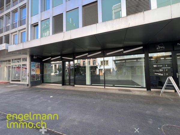 Ladenfläche im Stadtzentrum / Espace commercial au centre-ville 7