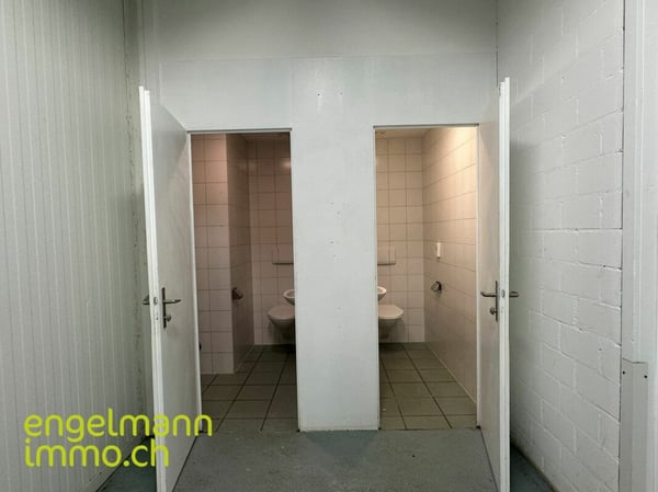 Gewerbefläche / Surface commerciale 16