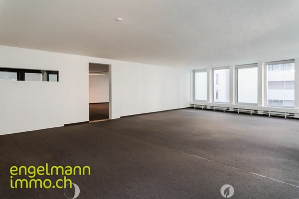 Zentrale Büroflächen von 62 m2 bis zu 282 m2 / Bureaux au centre-ville de 62 m2 à 282 m2 3