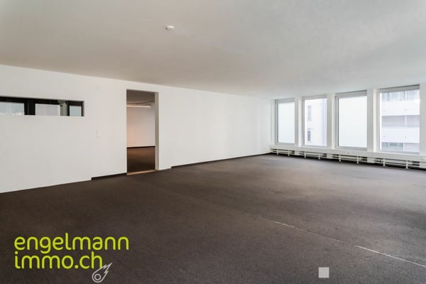 Zentrale Büroflächen von 62 m2 bis zu 282 m2 / Bureaux au centre-ville de 62 m2 à 282 m2 3