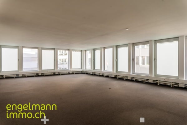 Zentrale Büroflächen von 62 m2 bis zu 282 m2 / Bureaux au centre-ville de 62 m2 à 282 m2 2