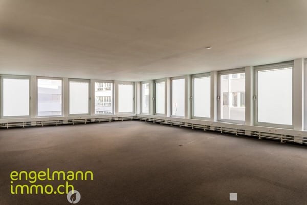 Zentrale Büroflächen von 62 m2 bis zu 282 m2 / Bureaux au centre-ville de 62 m2 à 282 m2 2