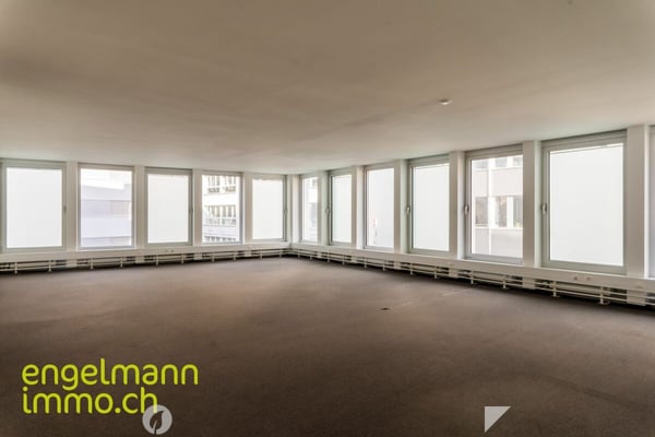 Zentrale Büroflächen von 62 m2 bis zu 282 m2 / Bureaux au centre-ville de 62 m2 à 282 m2 2