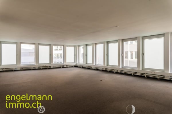 Zentrale Büroflächen von 62 m2 bis zu 282 m2 / Bureaux au centre-ville de 62 m2 à 282 m2 2