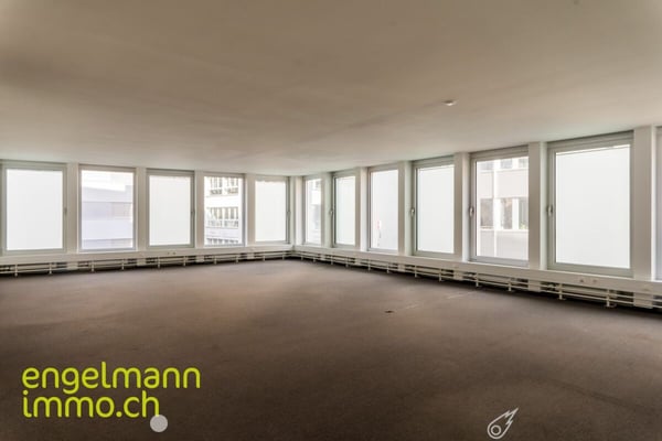 Zentrale Büroflächen von 62 m2 bis zu 282 m2 / Bureaux au centre-ville de 62 m2 à 282 m2 2
