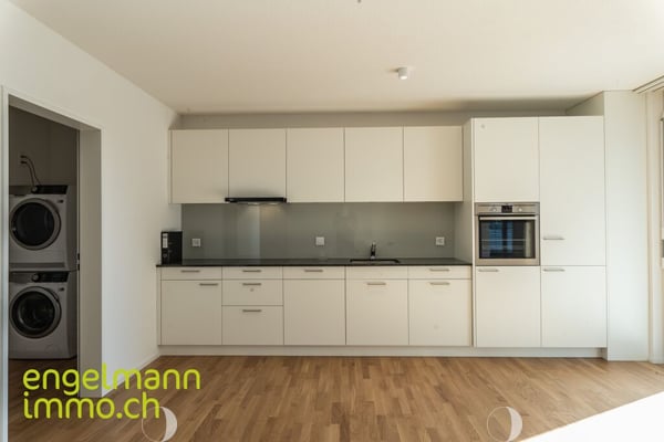 4.5 Zimmerwohnung / Appartement de 4.5 pièces 1