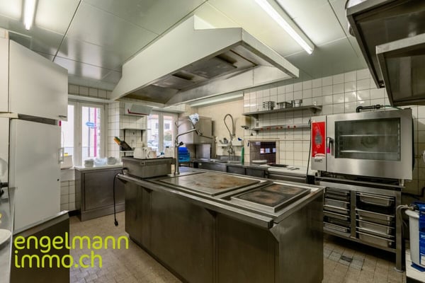 Immeuble locatif avec restaurant / Mehrfamilienhaus mit Restaurant 8