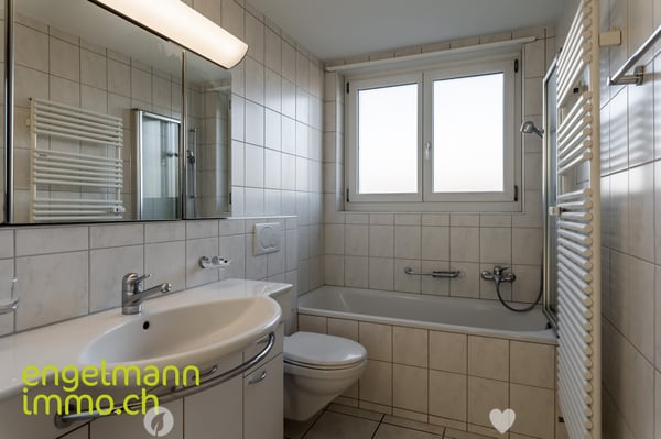 4 Zimmer-Dachwohnung / Appartement mansardé de 4 pièces 7