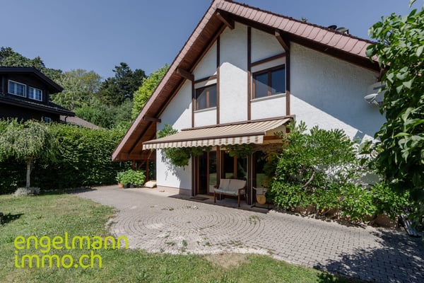 Maison familiale avec studio / Einfamilienhaus mit Studio 2