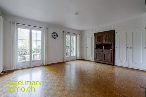 Grande Villa de Maître de 8.5 pièces avec grand jardin arborisé 7