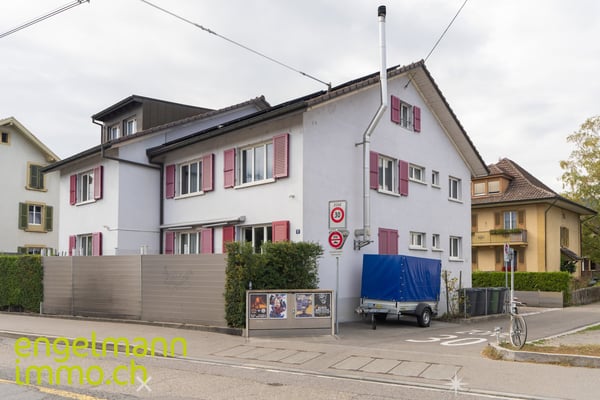 Immeuble de trois logements | Dreifamilienhaus 1