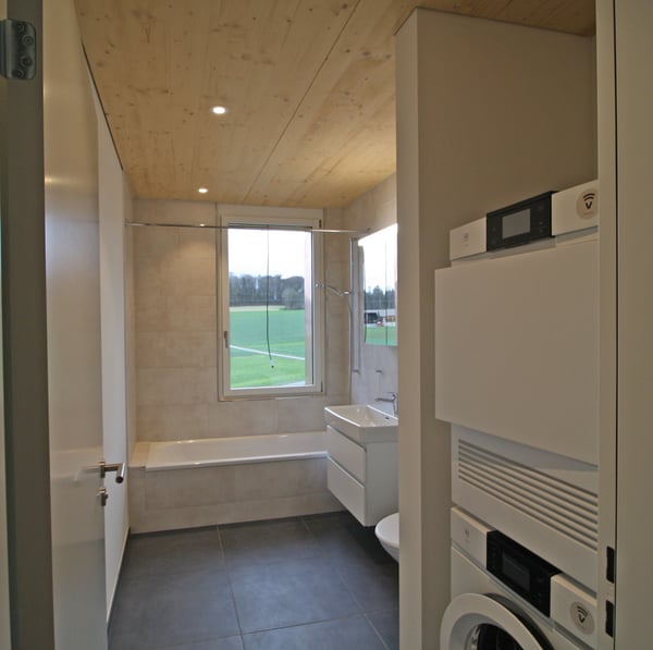 Charmante Dachgeschosswohnung mit Ausblick auf Regensdorf 3