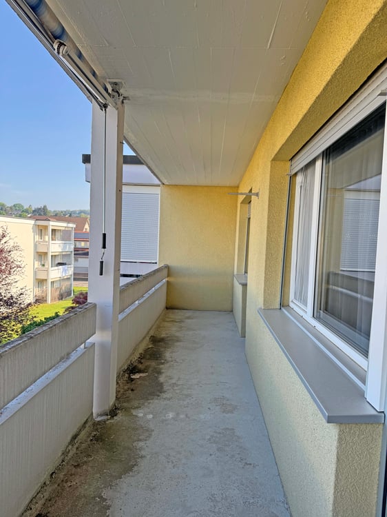 Preiswerte 3 ½-Zimmerwohnung in Watt 10