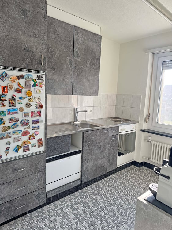 Preiswerte 3 ½-Zimmerwohnung in Watt 7