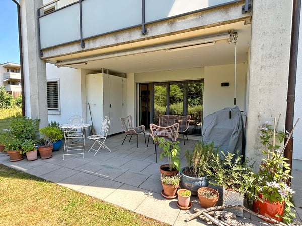 Wohnen ohne Kompromisse mit hoher Privatsphäre und sonnigem Sitzplatz 9