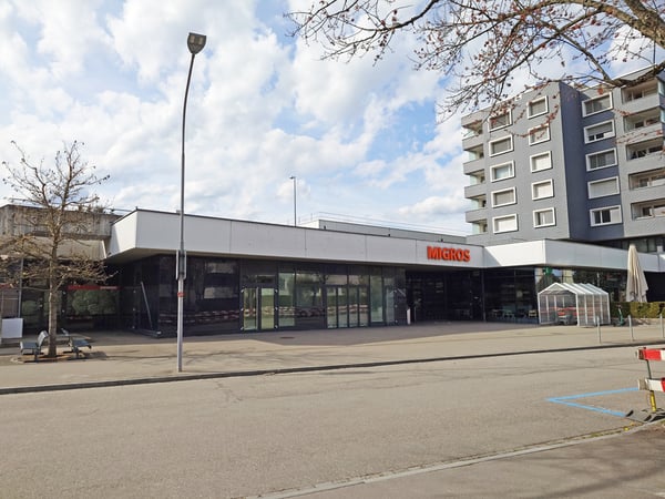 Rundum versorgt an bester Lage in ZH-Affoltern! 11