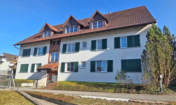 Gönnen Sie sich diese modern ausgestattete Gartenwohnung nähe ÖV 1