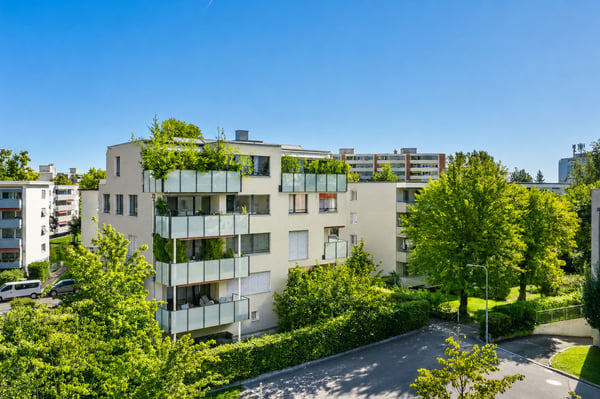 Top moderne 4 ½ Wohnung in Zürich-Seebach (Kreis 11) 1