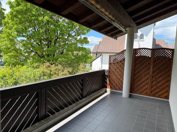 Familienwohnung mit Cheminée & zwei Balkonen 10