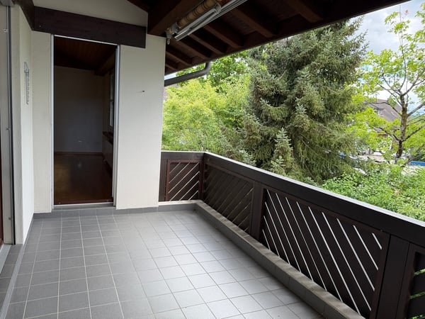Familienwohnung mit Cheminée & zwei Balkonen 11