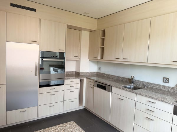 Familienwohnung mit Cheminée & zwei Balkonen 4