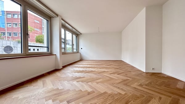 ERSTVERMIETUNG nach Totalsanierung: Modernes Wohnen im Herzen von Zürich 6