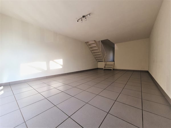 Grosszügige Wohnung auf 2 Etagen mit eigenem Gärtli 7