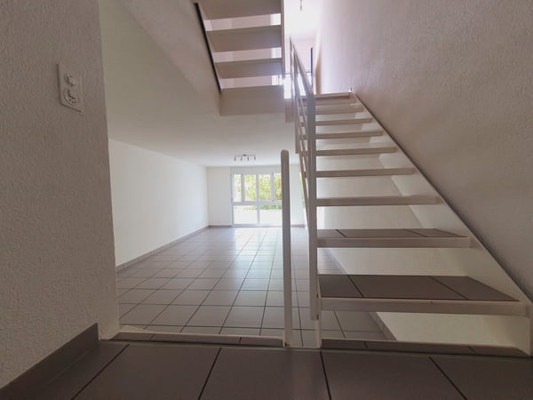 Grosszügige Wohnung auf 2 Etagen mit eigenem Gärtli 5