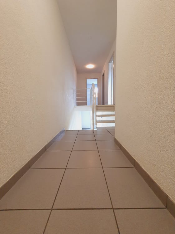 Grosszügige Wohnung auf 2 Etagen mit eigenem Gärtli 11