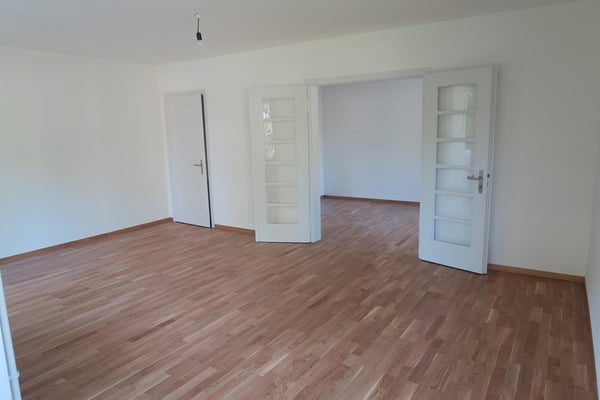 Helle 4-Zimmer-Wohnung mit Balkon an der Viktoriastrasse in Bern 6