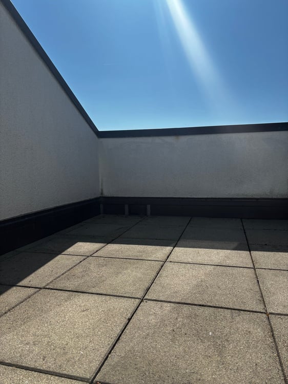 Charmante 3.5-Zimmer-Dachwohnung mit Panoramablick in Biel 11