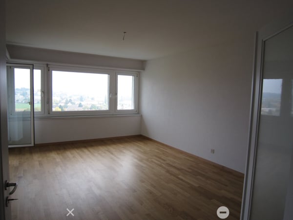 Charmante 3.5-Zimmer-Dachwohnung mit Panoramablick in Biel 4