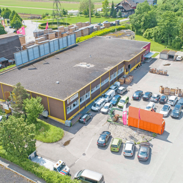 Vielseitige und befahrbare Werkstatt- und Lagerfläche in Burgdorf 2