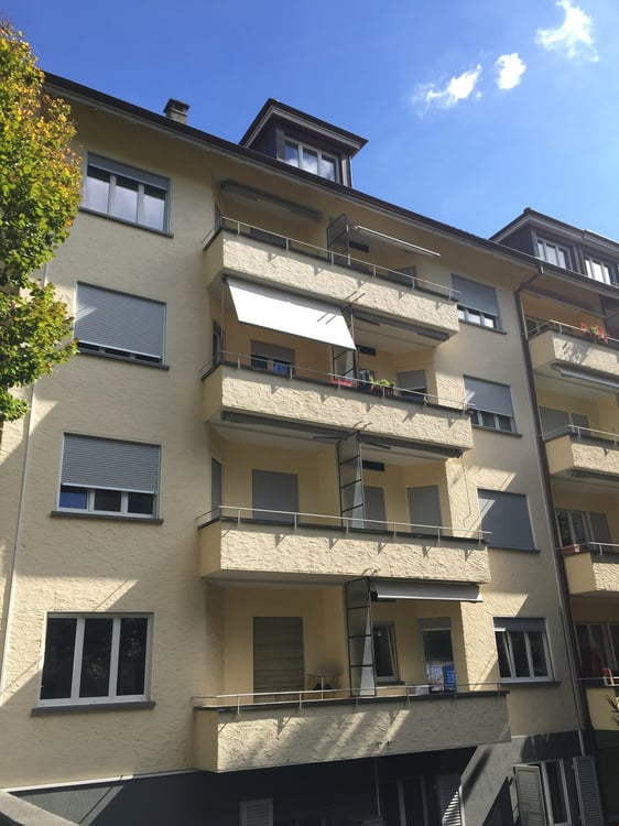 Helle 2-Zimmer-Dachwohnung nähe Europaplatz 1