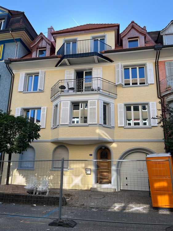 Neue 4-Zimmer-Dachwohnung in der Stadt Olten