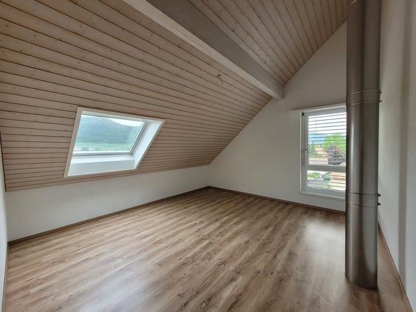 Charmante 4.5-Zimmer-Dachwohnung 4
