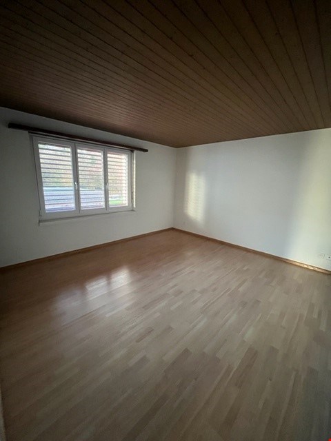 Helle 3-Zimmer-Altbau-Wohnung an ruhiger Lage 4