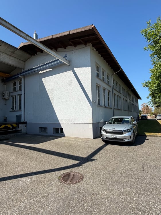 Büro- und Lagerflächen an Toplage in Oftringen – Ihr neuer Unternehmensstandort 14