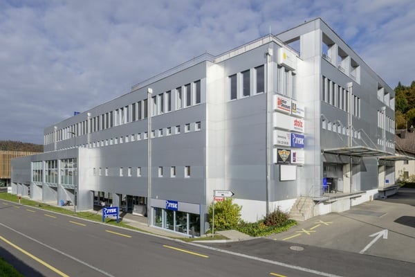 Bürofläche mit Küchenzeile an verkehrsgünstiger Lage 1