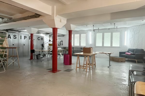 Zentralgelegene Wohnung und Gewerbeflächen im Kreis 5 5