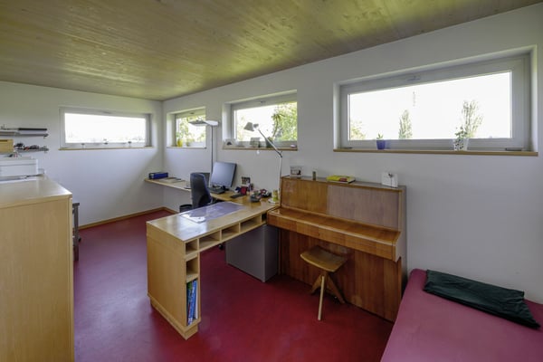 Bauernhaus am Waldrand mit Schwimmteich und eigener Quelle 7