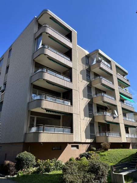 Einstellhallenplätze zu vermieten 16